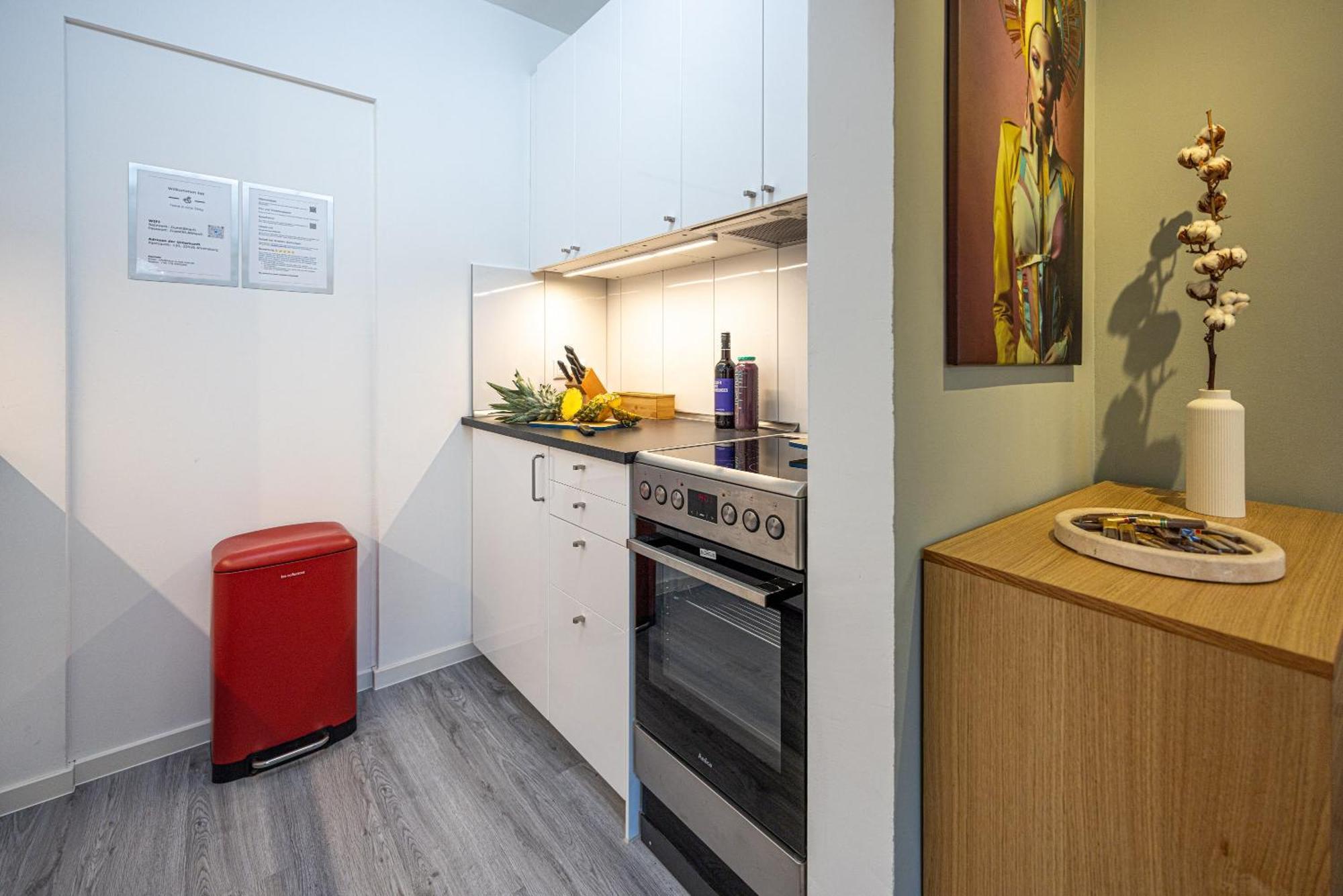 Have-A-Nice-Stay - Souterrain, Kino An Der Natur, U-Bahn Nach Hamburg 400M - Baecker & Restaurants 500M - Lidl 800M - Zentrum 1,5Km Аренсбург Екстер'єр фото