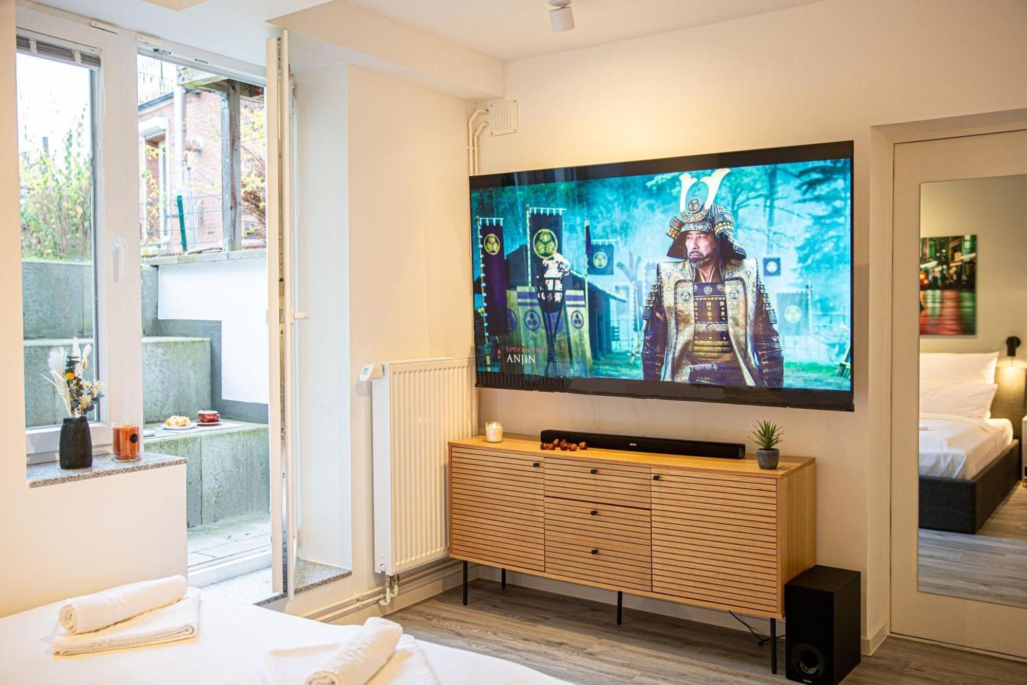 Have-A-Nice-Stay - Souterrain, Kino An Der Natur, U-Bahn Nach Hamburg 400M - Baecker & Restaurants 500M - Lidl 800M - Zentrum 1,5Km Аренсбург Екстер'єр фото